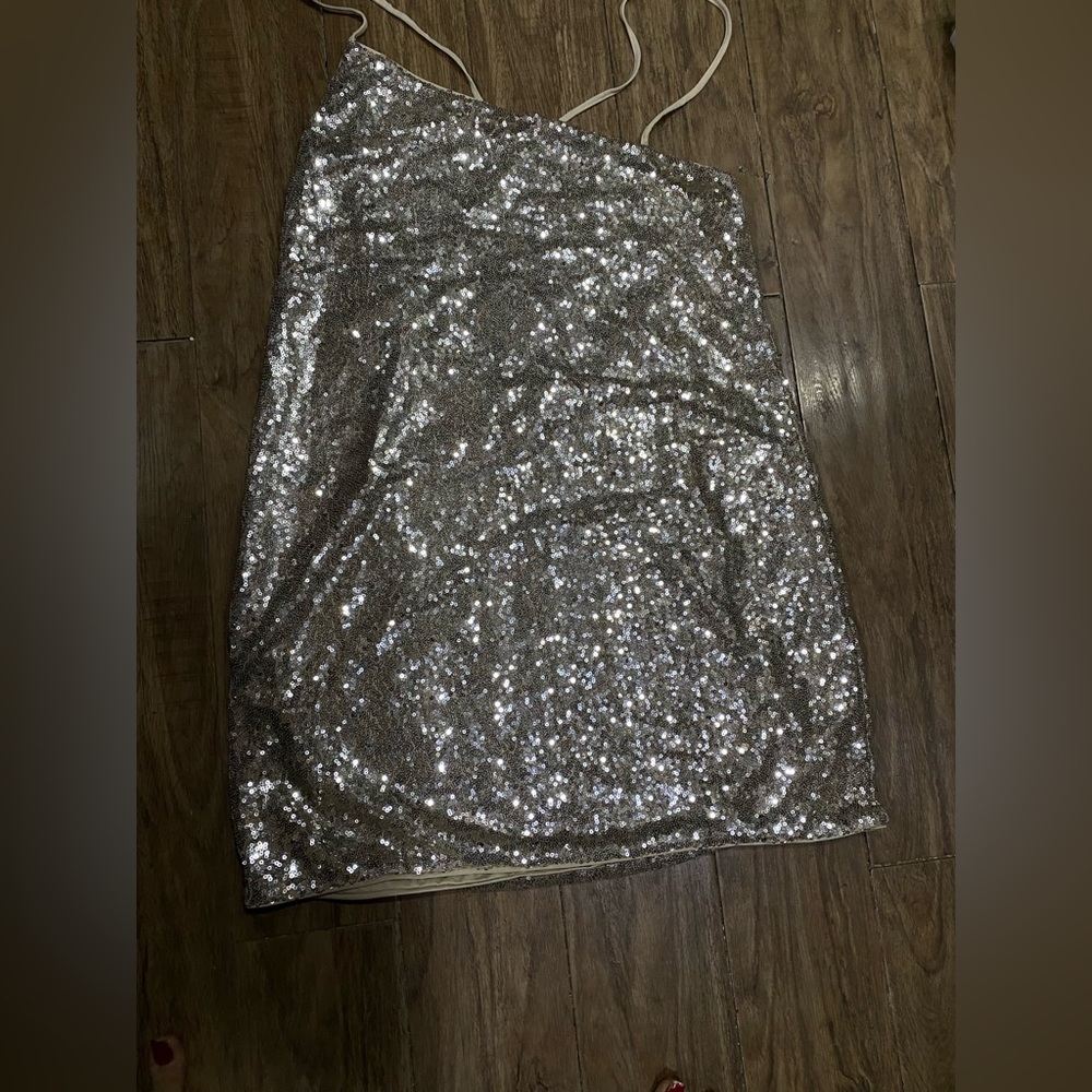 H&M cross dress - Picture 3 of 4